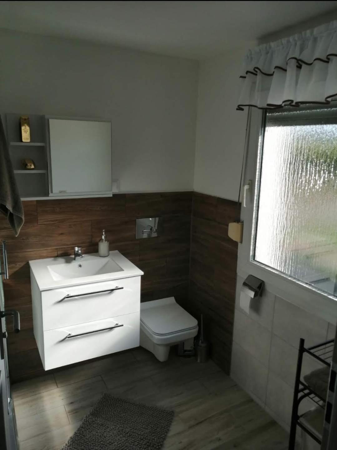 Domek Pod Lasem Opole Esterno foto