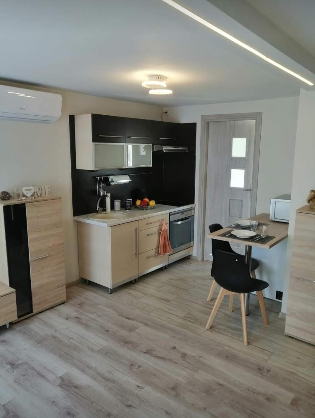 Domek Pod Lasem Opole Esterno foto